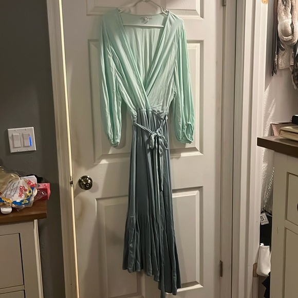 Young Fabulous and Broke Jillian Wrap Maxi Dress Ombré - Picture 3 of 8